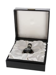 Glenfiddich 50 Year Old Bottled 1990s - Black Ceramic Decanter 5cl / 43%