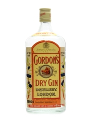 Gordon's Dry Gin Bottled 1970s 112.5cl / 47.3%