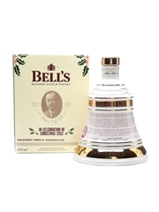 Bell's Decanter 8 Year Old Christmas 2012 Ceramic Decanter 70cl / 40%