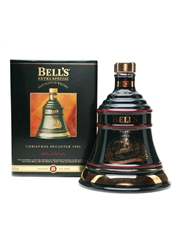 Bell's Decanter Christmas 1995