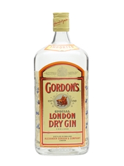 Gordon's Dry Gin Bottled 1980s 100cl / 47.3%