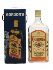 Gordon's Dry Gin Bottled 1970s 94cl / 47.3%