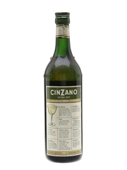 Cinzano Extra Dry Bottled 1960s 100cl / 18%