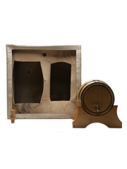 Barrel Dispenser Wood & Copper 21cm x 17cm x 17.5cm