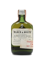 Black & White Bottled 1940s-1950 - Fleischmann Distilling Corporation 4.7cl / 43.4%