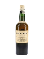 Black & White Spring Cap Bottled 1960s 75cl
