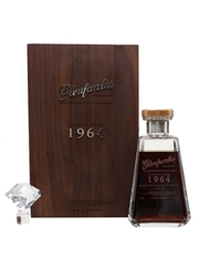 Glenfarclas 1964 Single Cask Bottled 2015 - Vietnam Market 70cl / 46.4%