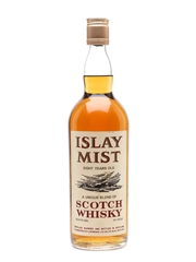 Islay Mist 8 Year Old Bottled 1970s - D Johnston & Co (Laphroaig) 75.7cl / 40%