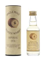 Imperial 1976 16 Year Old Bottled 1992 - Signatory Vintage 5cl / 43%