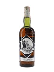 Black & White 8 Year Old Spring Cap Bottled 1930s - Fleischmann Distilling Corporation 75.7cl / 43.4%