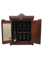 Remy Martin VSOP 1724-1824 Wooden Cabinet & Glasses 70cl / 40%