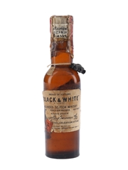 Black & White Spring Cap Bottled 1950s - Fleischmann Distilling 4.7cl / 43.4%