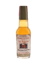 Season's Greetings From The Dessarts 6 Year Old Bottled 1970s - Norm & Dot Dessart 4.7cl / 43%