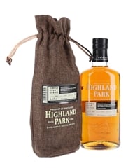 Highland Park 2005 12 Year Old - Aberdeen Airport & World Of Whiskies 70cl / 64.4%