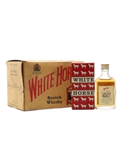 White Horse Bottled 1960s - Carpano 12 x 4cl / 43%