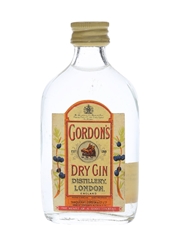 Gordon's Dry Gin Bottled 1970s - Wax & Vitale 3.98cl/ 40%