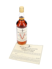 Bucktrout's 40 Year Old Jamaican Rum Distilled Pre 1945, Bottled 1985 75cl / 54%