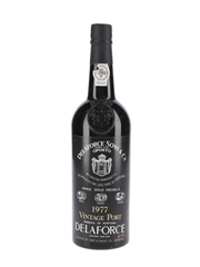 Delaforce 1977 Vintage Port Dent & Reuss Ltd. 75cl