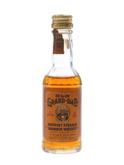 Old Grand Dad Bottled 1964 - W & A Gilbey Ltd. 4.7cl / 43%
