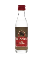Huzzar Vodka Bottled 1980s 7.1cl / 37.5%