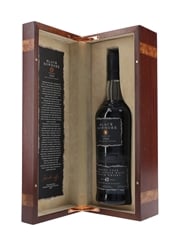 Bowmore 1964 Black Bowmore 42 Year Old Bottled 2007 - The Trilogy 70cl / 40.5%