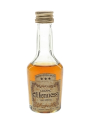 Hennessy 3 Star VS Bottled 1970s-1980s 3cl / 40%