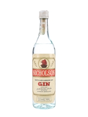 Nicholson Finest London Dry Gin Bottled 1970s - Carpano 75cl / 40%