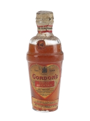 Gordon's Gimlet Cocktail Spring Cap Bottled 1947-1949 5cl