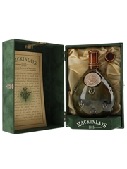 Mackinlay's Deluxe 20 Year Old Wade Ceramic Decanter 75cl / 43%