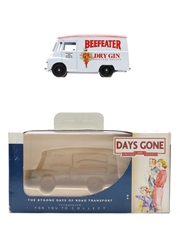 Beefeater Dry Gin Morris LD Van Lledo Collectibles - The Bygone Days Of Road Transport 8.5cm x 4.5cm x 3.5cm