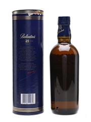 Ballantine's 21 Years Old 'Real Players' of Allied Domecq 2002 70cl / 43%