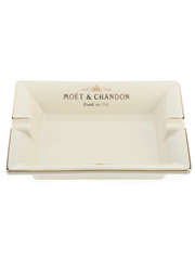 Moet & Chandon Cigar Ashtray  19.5cm x 15.5cm x 4.5cm