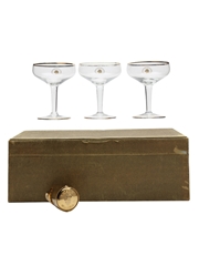 Golden Guinea 1911-1961 Georgius III Champagne Coupes & Champagne Stopper  