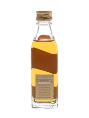 Johnnie Walker Gold Label 18 Year Old Bottled 1980s 5cl / 43%