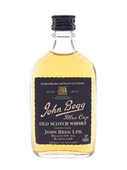 John Begg Blue Cap Bottled 1970s 5cl / 40%