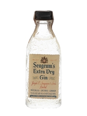 Seagram's Extra Dry Gin Bottled 1970s 4.5cl / 40%