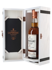 Laphroaig 32 Year Old Limited Edition Bottled 2015 70cl / 46.6%