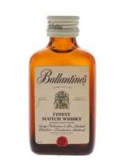 Ballantine's Finest Bottled 1970s 5cl / 40%
