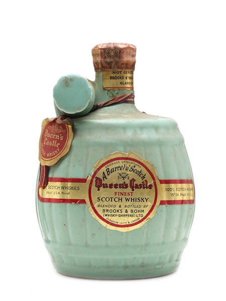 Queen's Castle A Barrel O' Scotch Ceramic Decanter Bottled 1970s 75cl / 43%