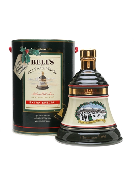 Bell's Decanter Christmas 1989 Ceramic Decanter 75cl / 43%