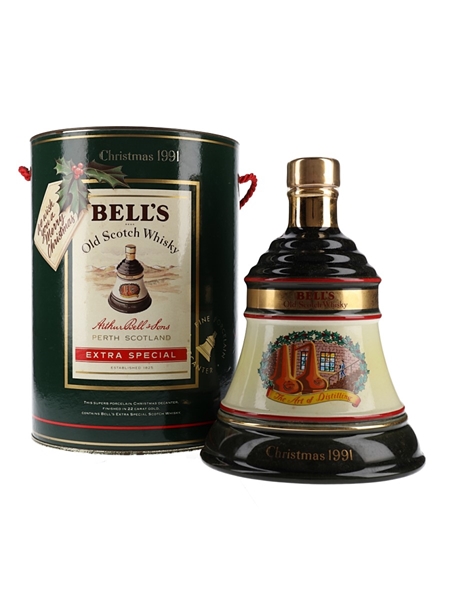 Bell's Christmas 1991 Ceramic Decanter The Art Of Distilling 70cl / 40%