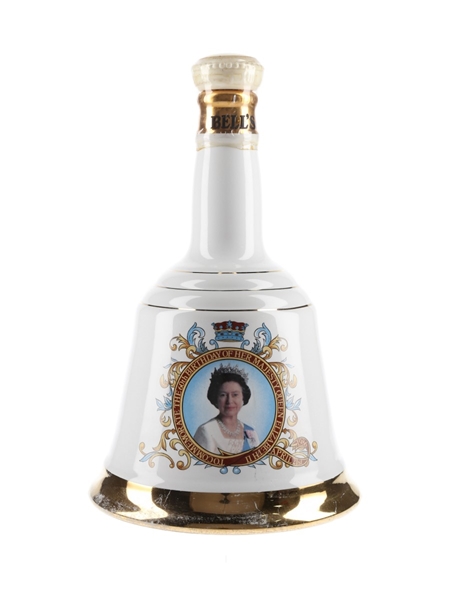 Bell's Ceramic Decanter Queen Elizabeth II 60th Birthday 75cl / 43%