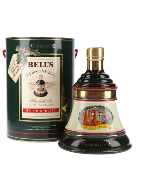 Bell's Christmas 1991 Ceramic Decanter The Art Of Distilling 70cl / 40%