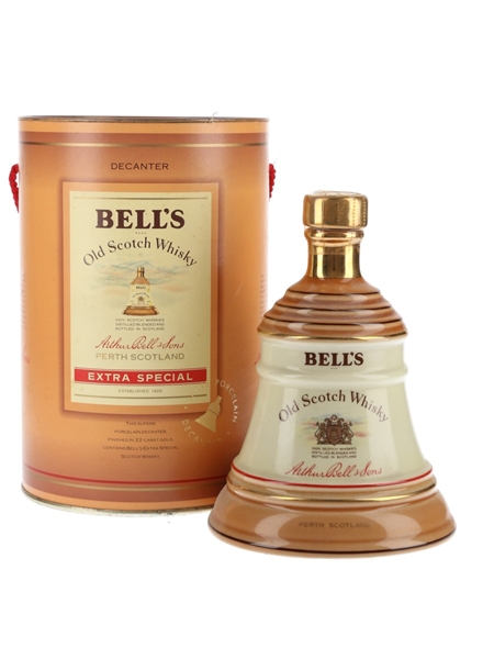 Bell's Extra Special Ceramic Decanter Bottled 1980s 18.75cl / 43%