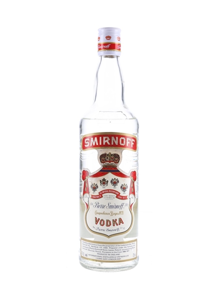 Smirnoff Red Label Bottled 1980s - International Distillers & Vintners Ltd 75cl / 37.5%