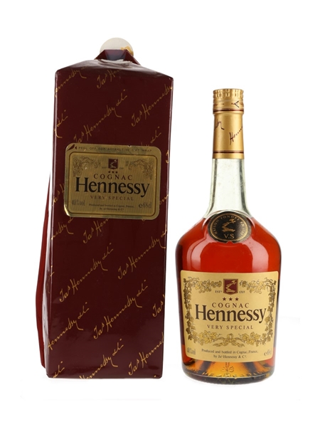 Hennessy 3 Star VS Bottled 1980s 68cl / 40%