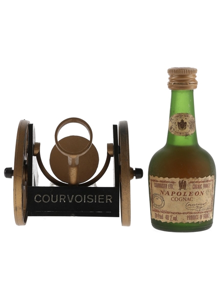 Courvoisier VSOP Cannon Bottled 1980s 5cl / 40%