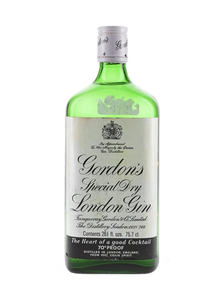 Gordon's Special Dry London Gin Bottled 1970s 75.7cl / 40%