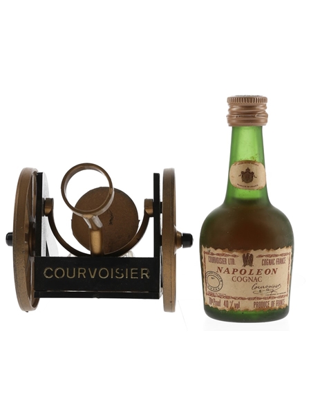 Courvoisier VSOP Cannon Bottled 1980s 3cl / 40%