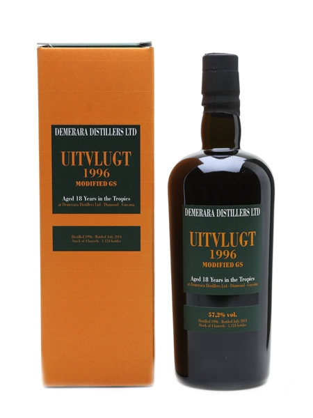 Uitvlugt 1996 18 Year Old Rum Demerara Distillers - Velier 70cl / 57.2%